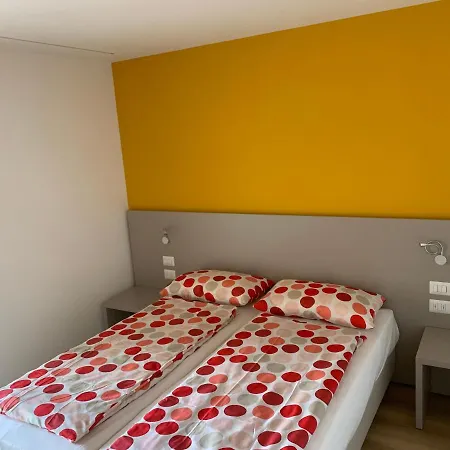 Viola مالتشيزينيه