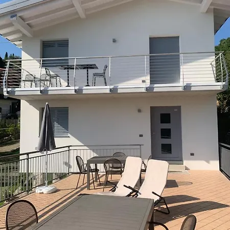 Apartment Viola *